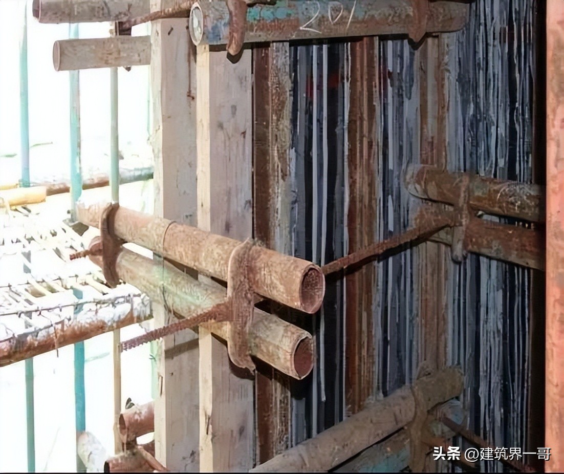 建筑清水模板厂家生产规模_模板工程原材料控制_模板工程操作指引