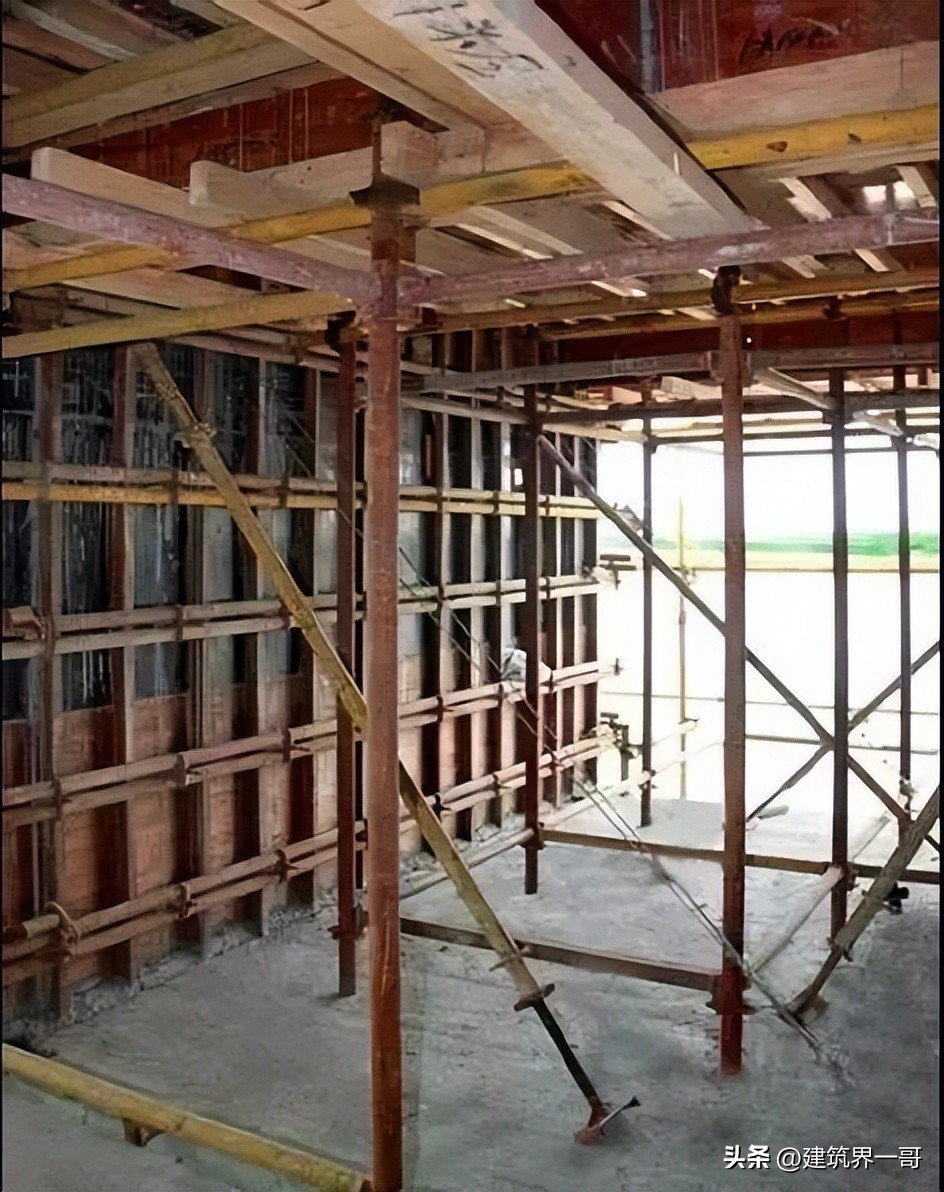 模板工程原材料控制_建筑清水模板厂家生产规模_模板工程操作指引
